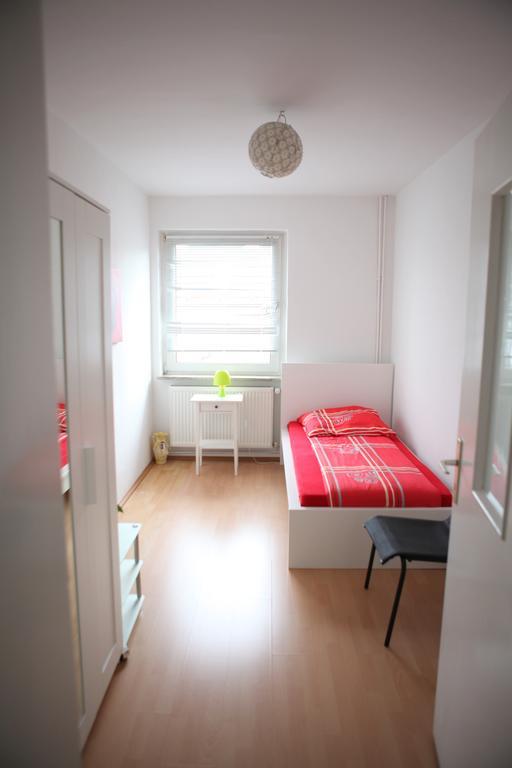 White House Bochum Ehrenfeld Apartment Стая снимка